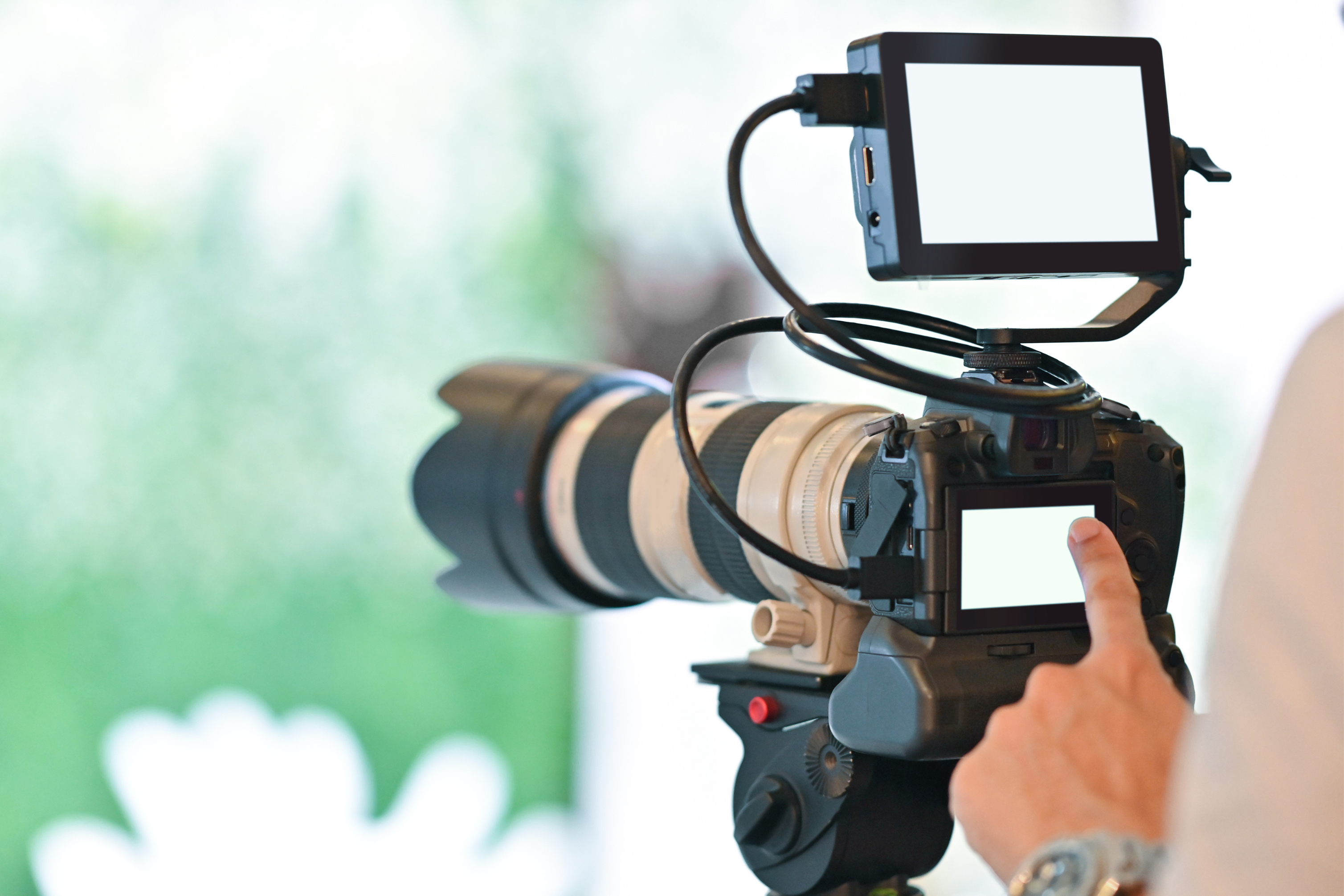 Capturing Moments That Matter with Alayna de Graaf Photography