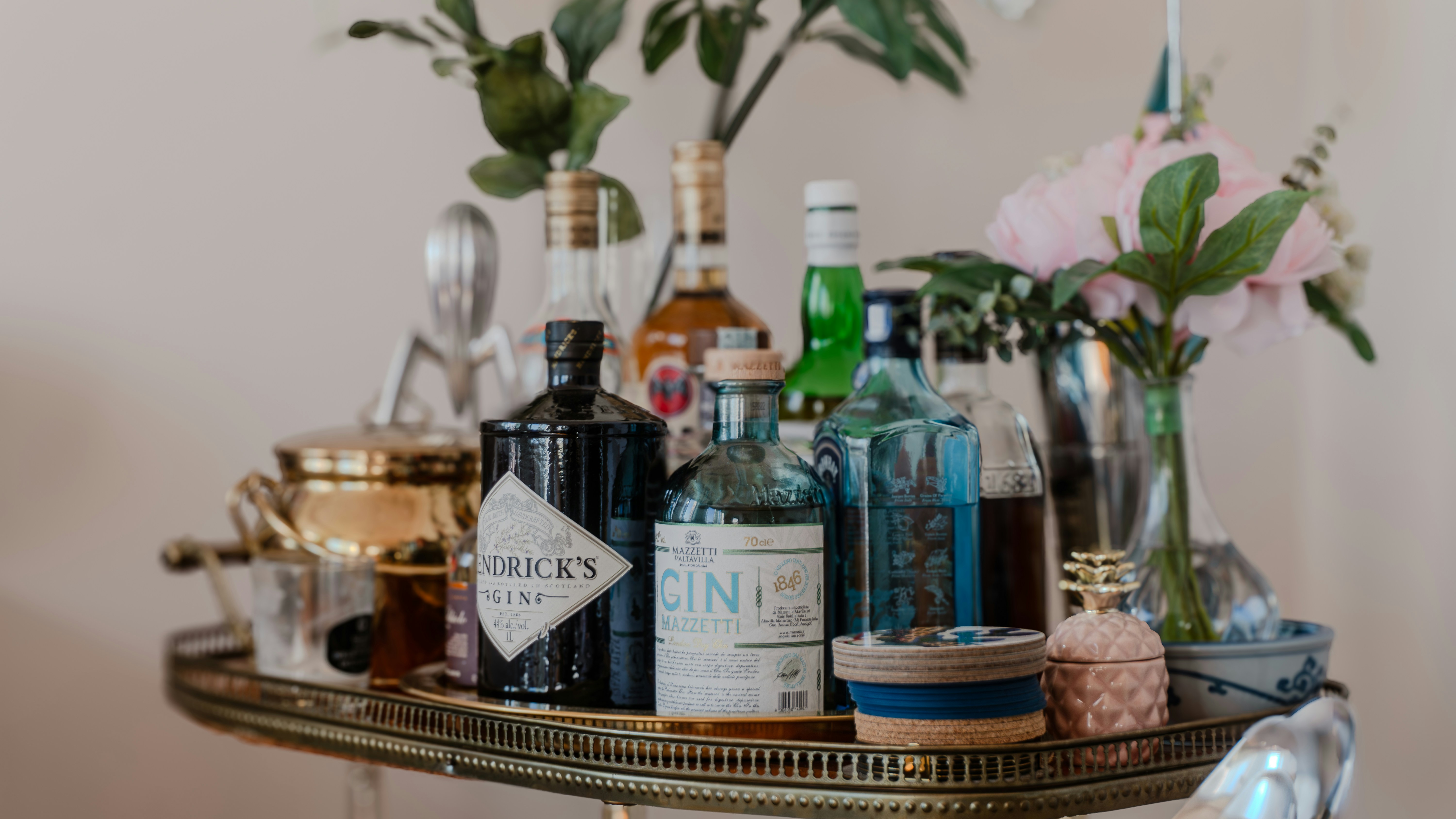 Home Bar Styling and Personal Touch