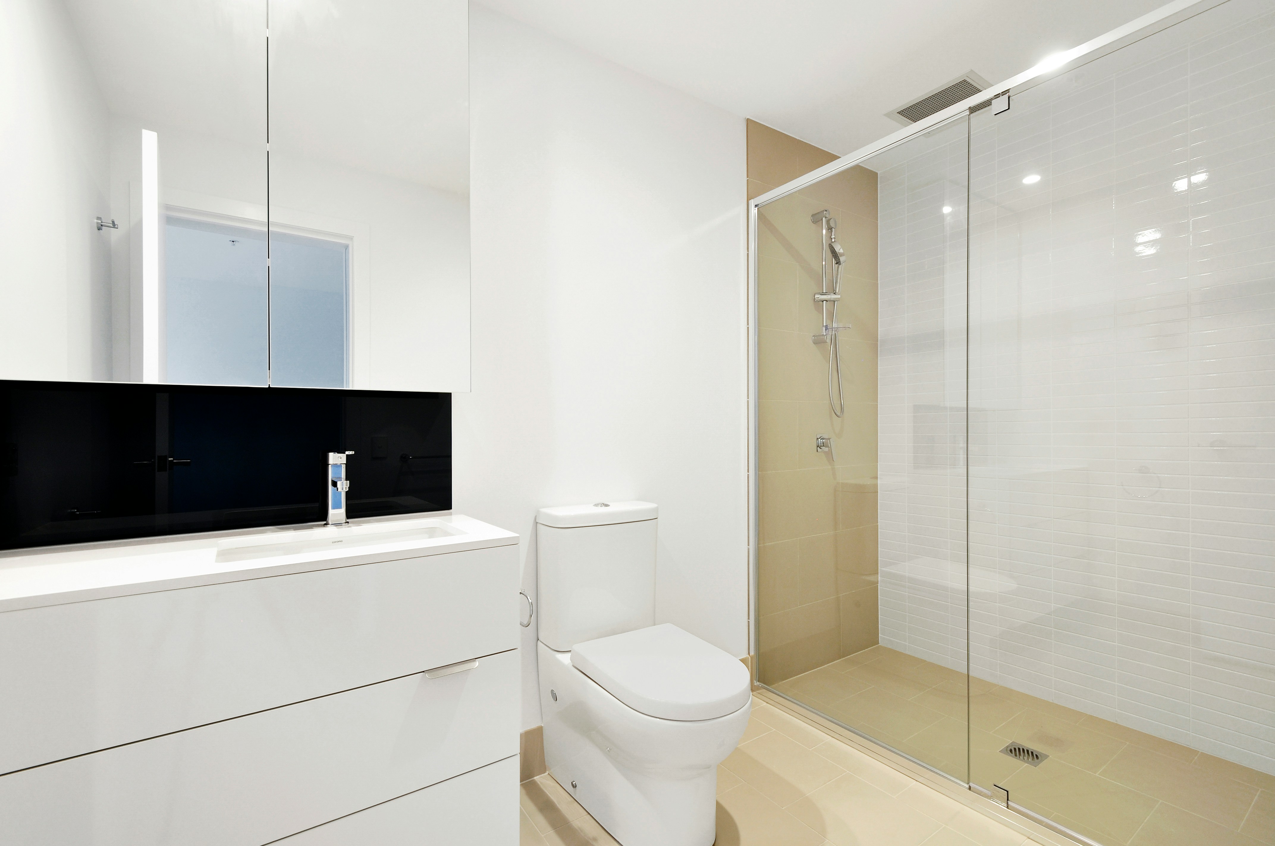 How to Know When It’s Time to Retile Your Bathroom or Kitchen-jpg