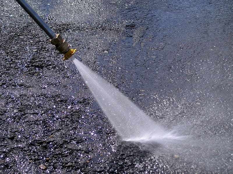 800px-Pressure_Wash