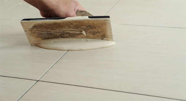 grout-bathroom-tiles-applying-tile-grout-1
