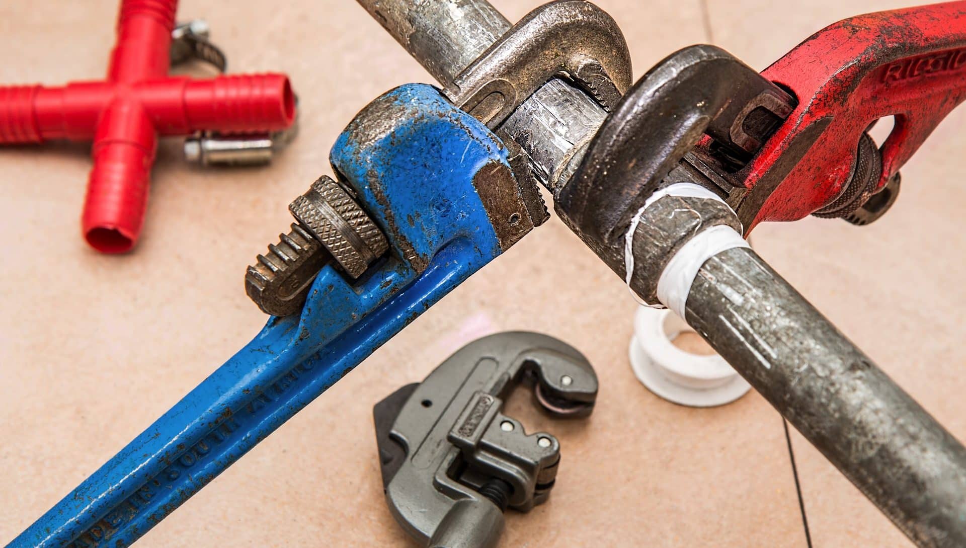 plumbing-840835_1920-e1509688827449