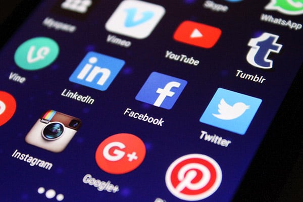 Social media icons - ServiceSeeking