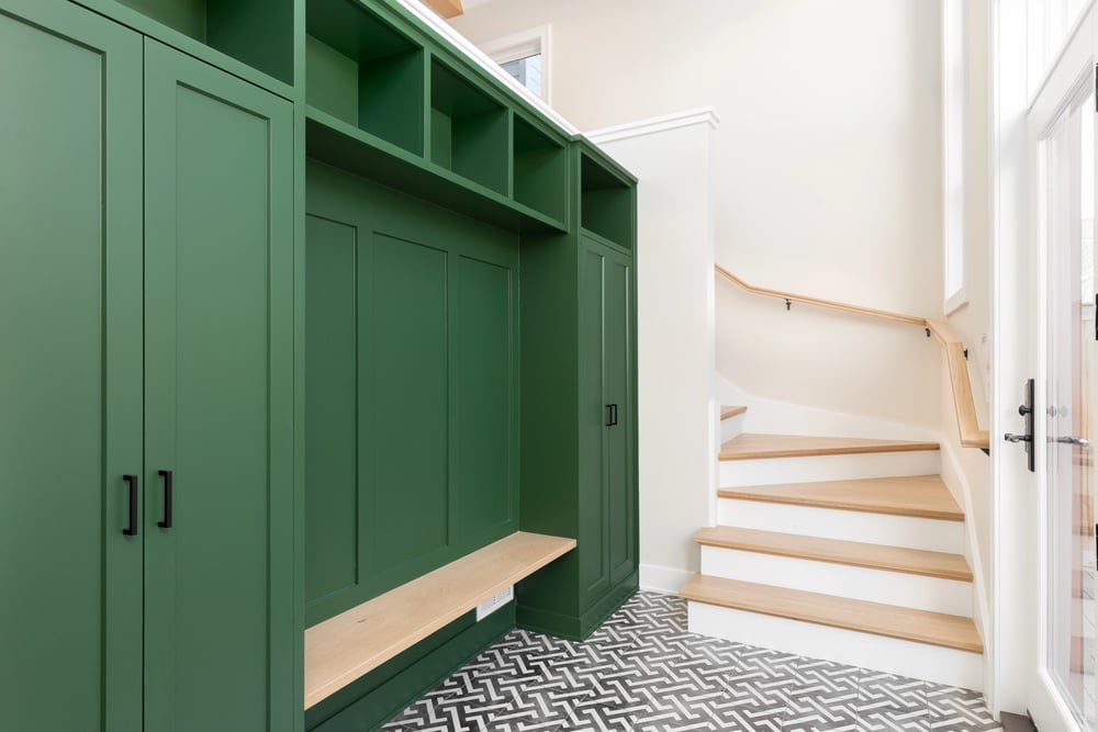 mudroom-serviceseeking-cabientry-storage