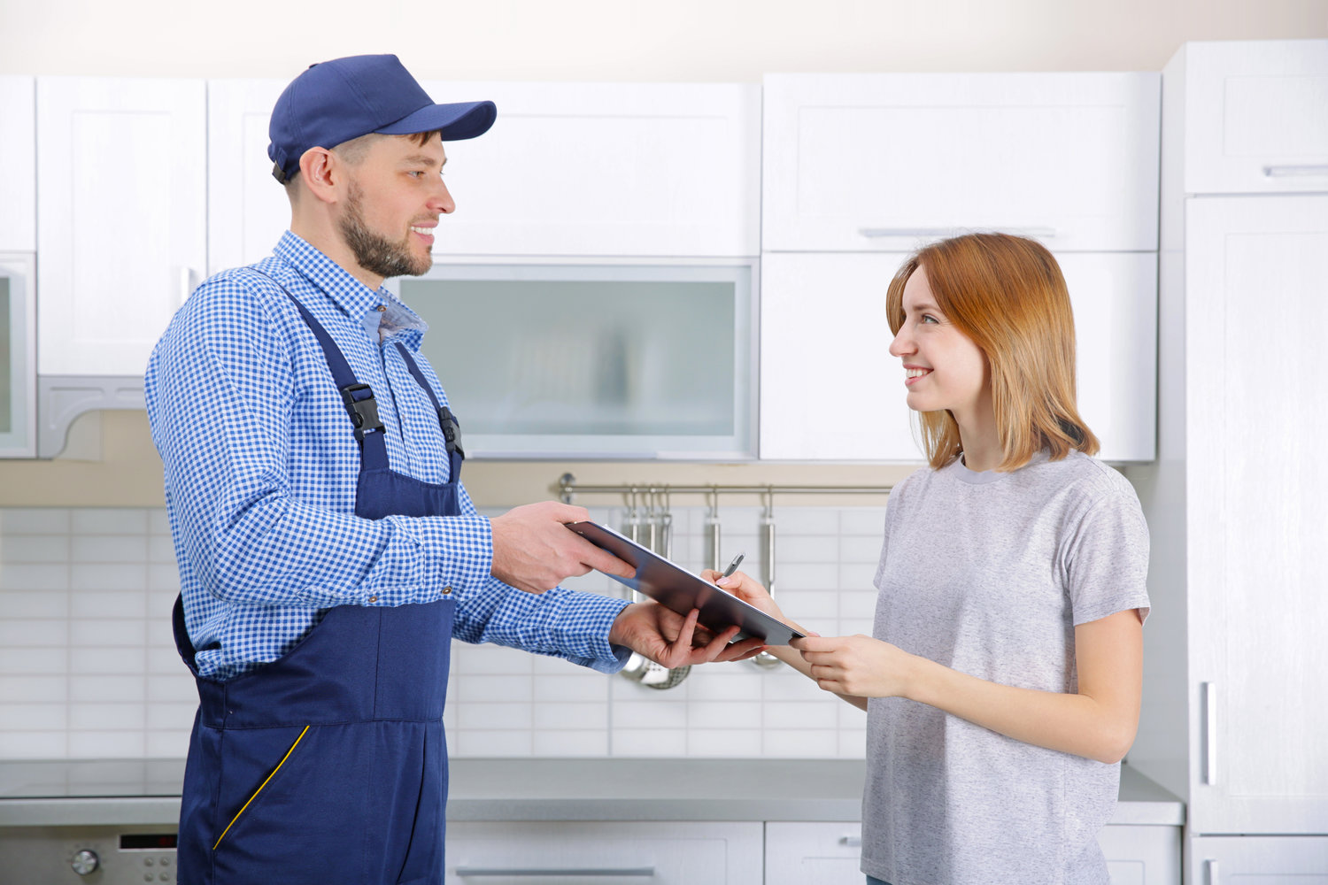 plumber+&+customer