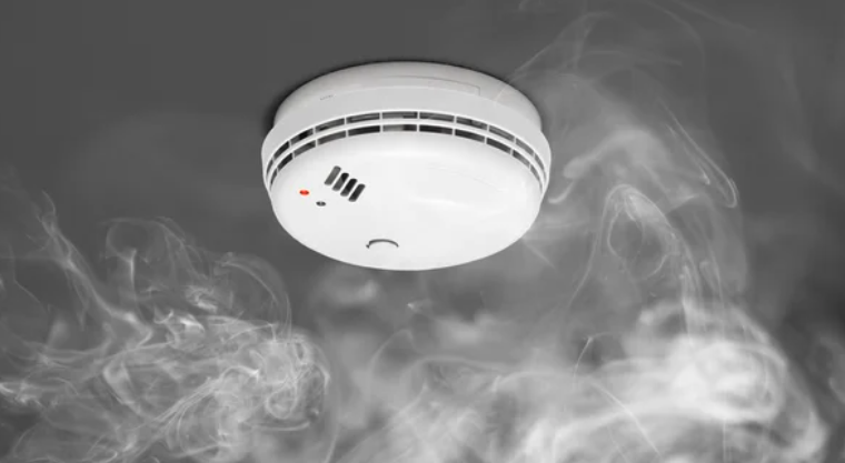 smoke-alarm-serviceseeking-fire-safety