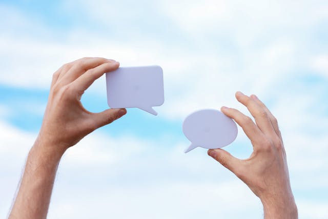 talk-response-bubble-communication