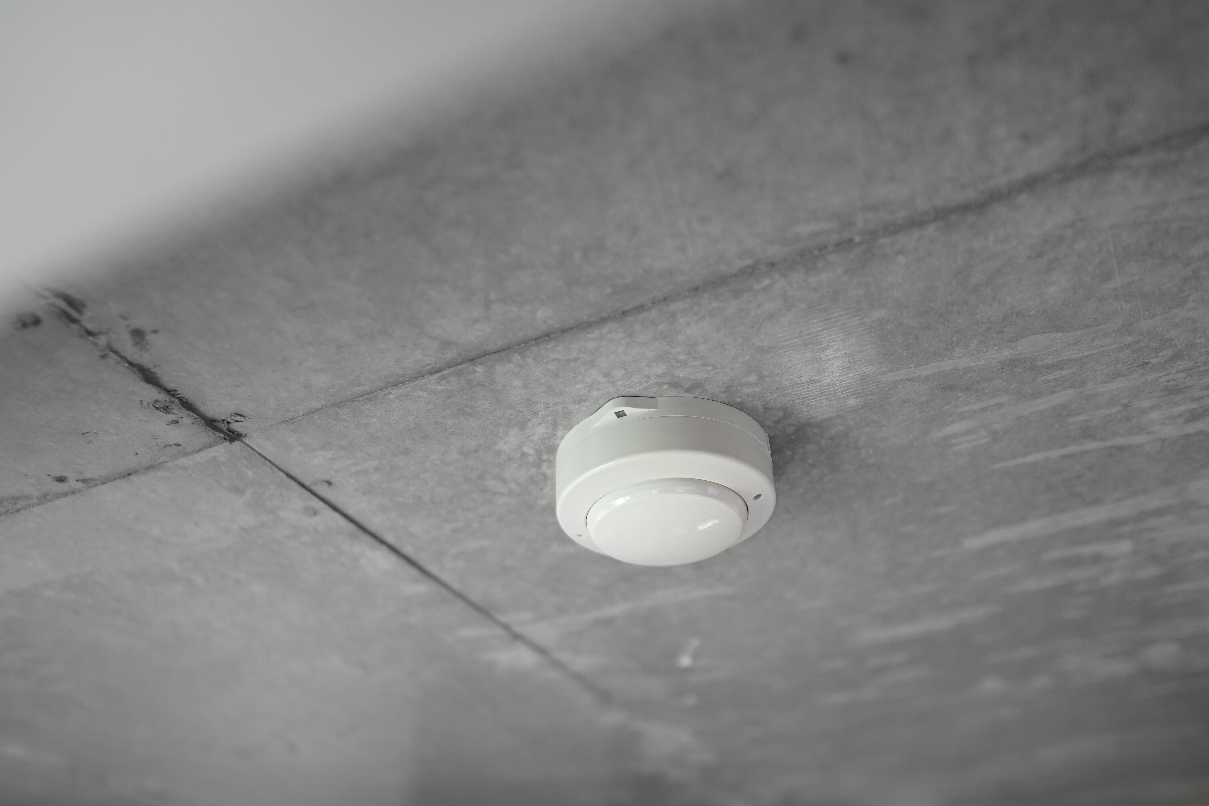 A Quick Response Made Simon’s Smoke Alarm Upgrade Easy