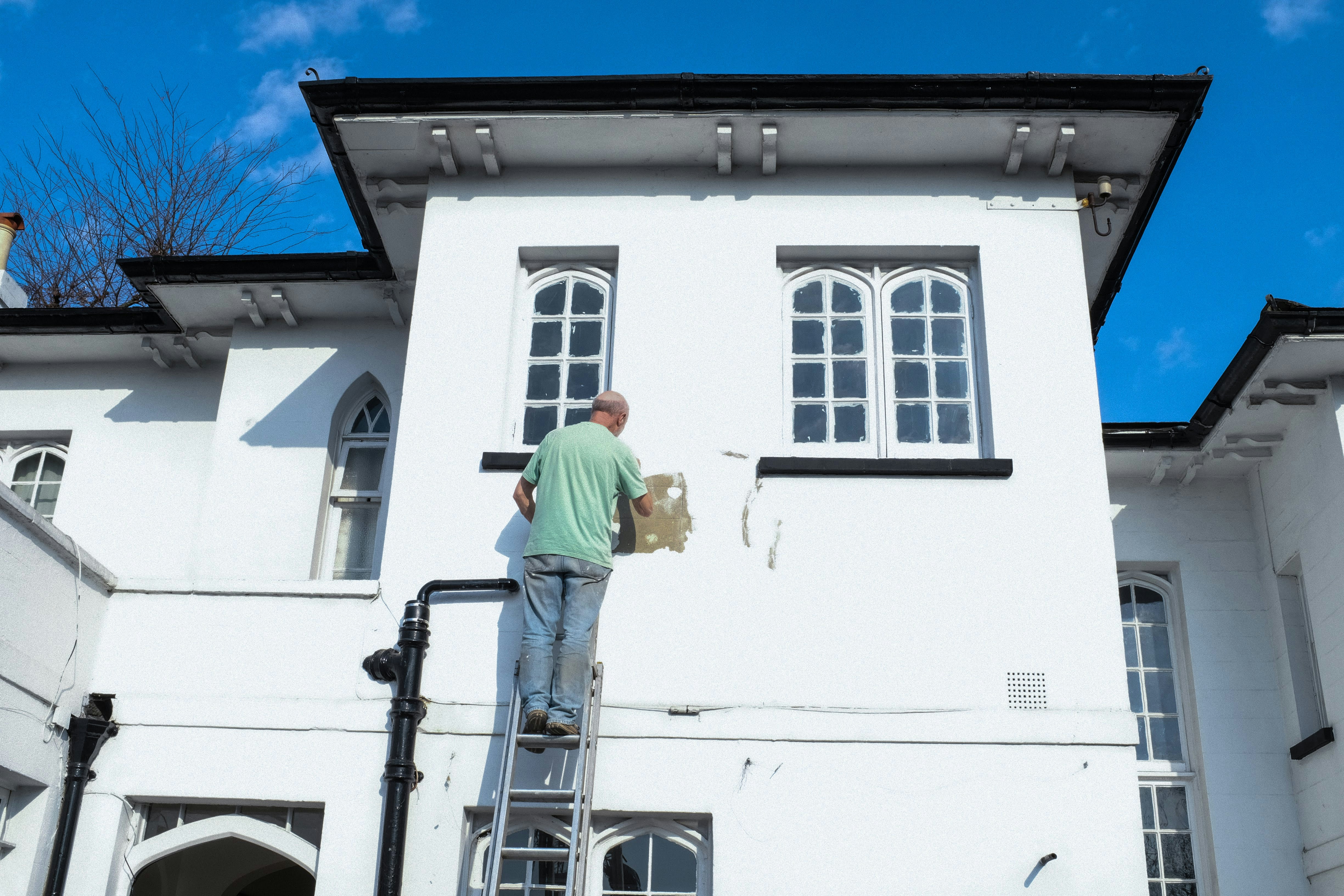 House Painter Prices (2026 Cost Guide)