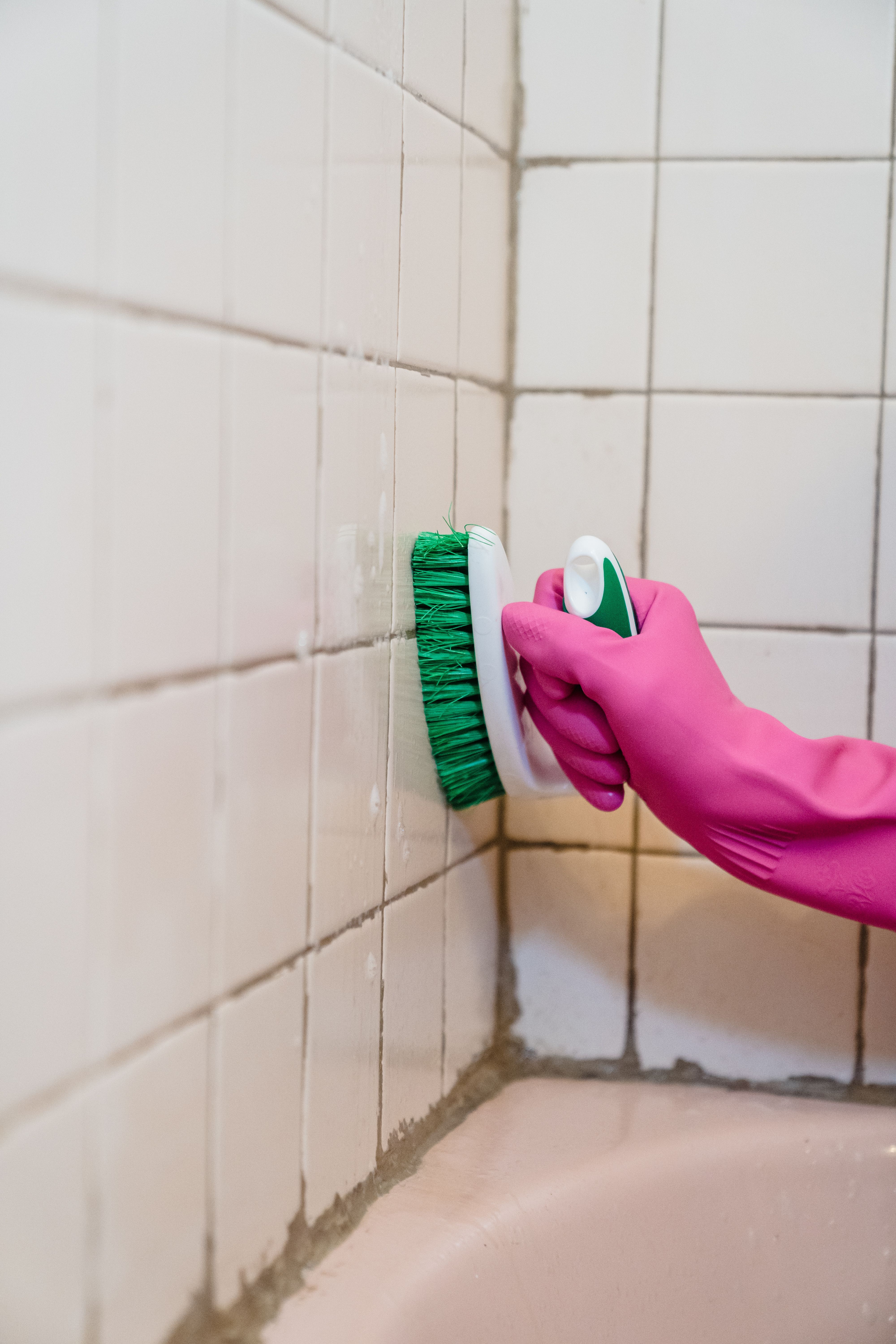 How Much Does Tile and Grout Cleaning Cost in 2026