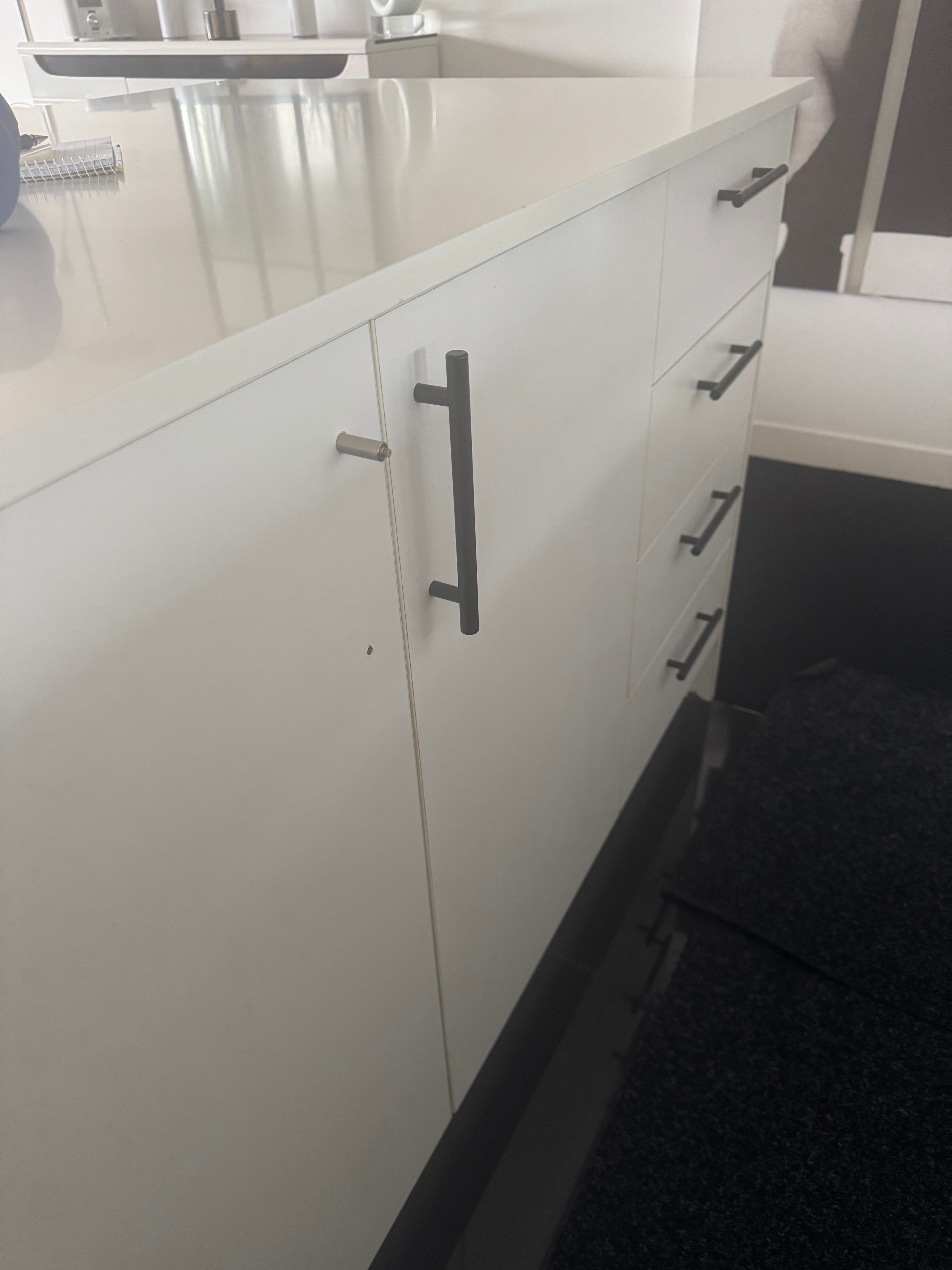 How a Handyman in Melbourne Helped Mary With Her Kitchen Repairs